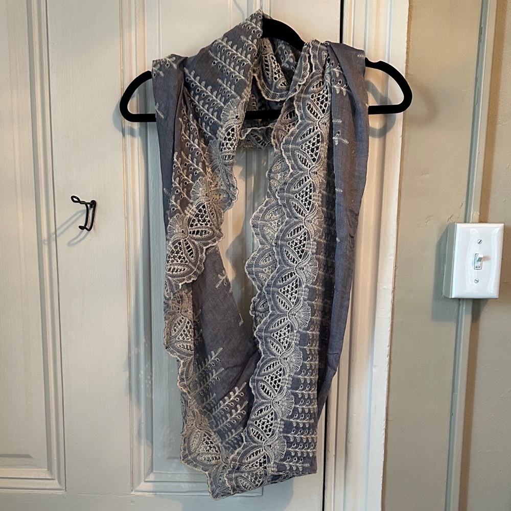 Elegant Eyelet Trim Scarf
